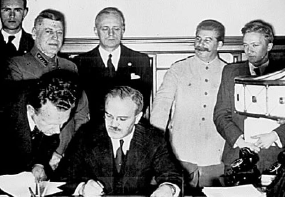 Contre le fascisme | Début de la guerre 2 Image 5 MRJ MOI