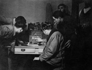 1 - Contre le nazisme et Vichy : convergence des forces 10 s13.pa1 .009 maquis radio MRJ MOI