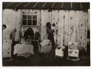 2 - Nouveau palier dans la politique de terreur 29 s7.pa2 .010 camp gurs pouponniere min MRJ MOI